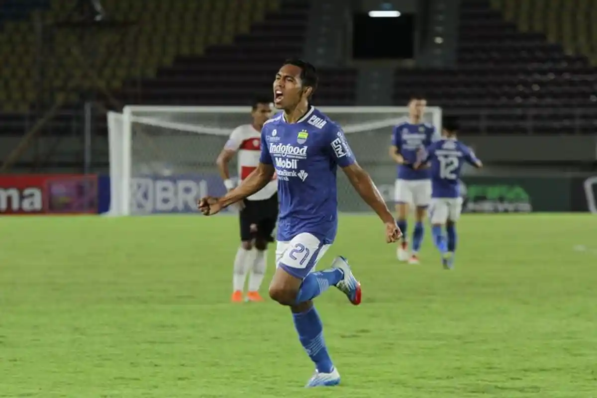 LINK Live Streaming PERSIB vs Madura United: Prediksi Susunan Pemain dan Rekor Pertemuan