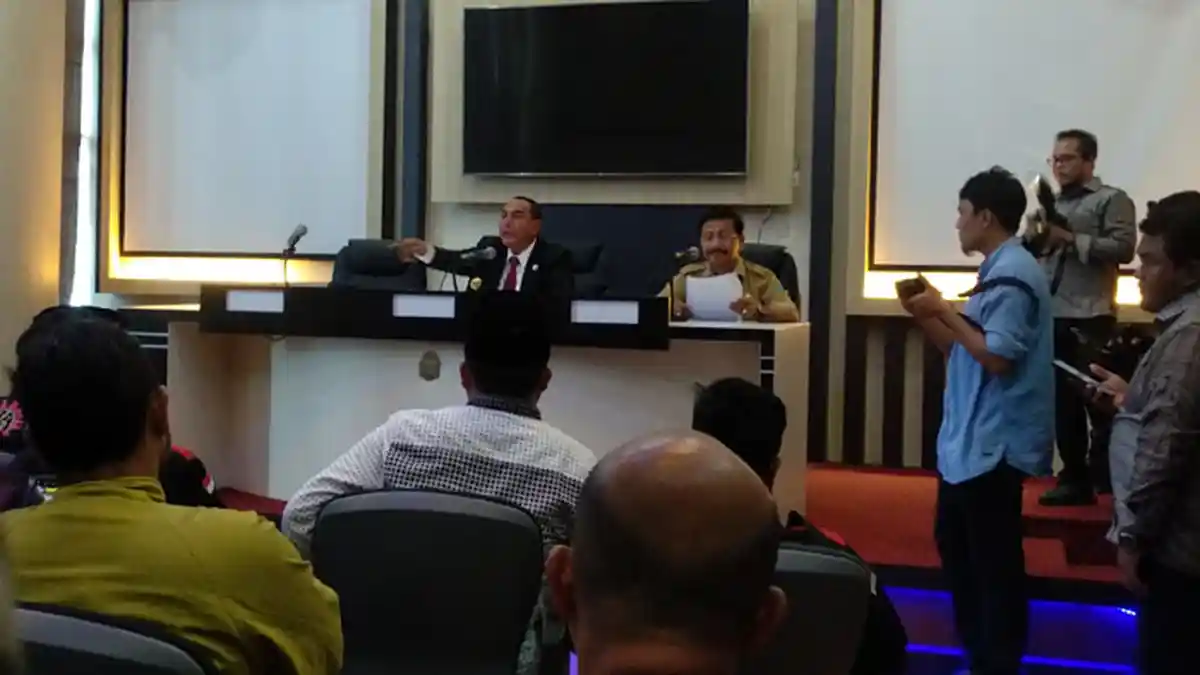 Terima Audensi Demonstran, Gubernur Edy Rahmayadi Ungkap Alasan Kenapa Tak Pecat Arsyad Lubis