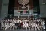 sambangi-kpk-puteri-indonesia-dapat-pembekalan-antikorupsi_20200303_204259.jpg