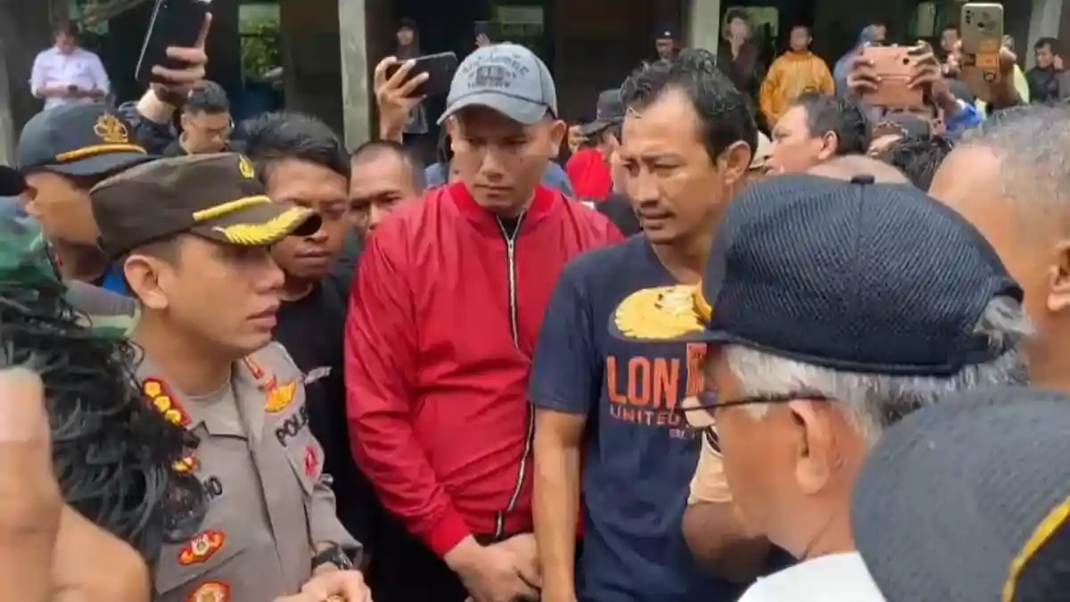 Polresta Barelang Bubarkan Massa Aksi Blokade Jembatan 4