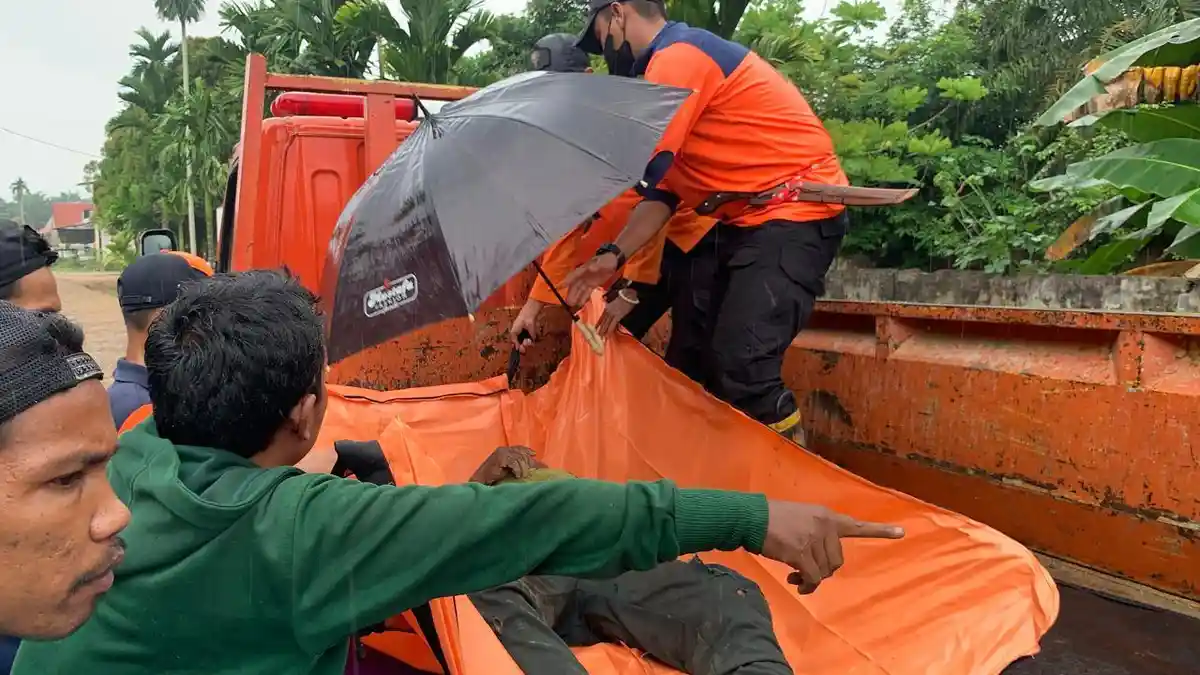 Pamit Mencari Rotan, Lansia Ditemukan Lemas di Hutan Muara Bulian