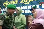 KEBAHAGIAAN-Ibu-Perwira-TNI-Saat-Putranya-Pecah-Bintang-dan-Disalami-Jenderal-Dudung-Abdurachman.jpg