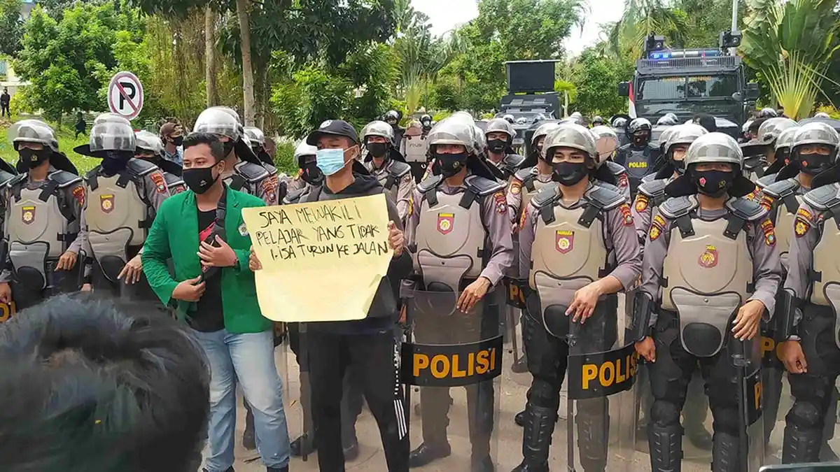 SOAL Pengesahan UU Cipta Kerja (Omnibus Law) Begini Kata Pengusaha Batam