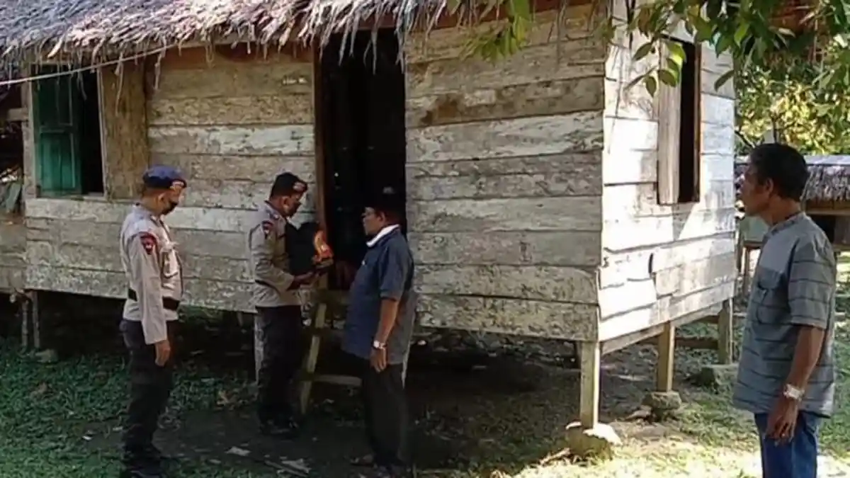 Brimob Kompi 3 di Nagan Raya Kembali Salurkan Sembako dalam Rangka HUT Bhayangkara