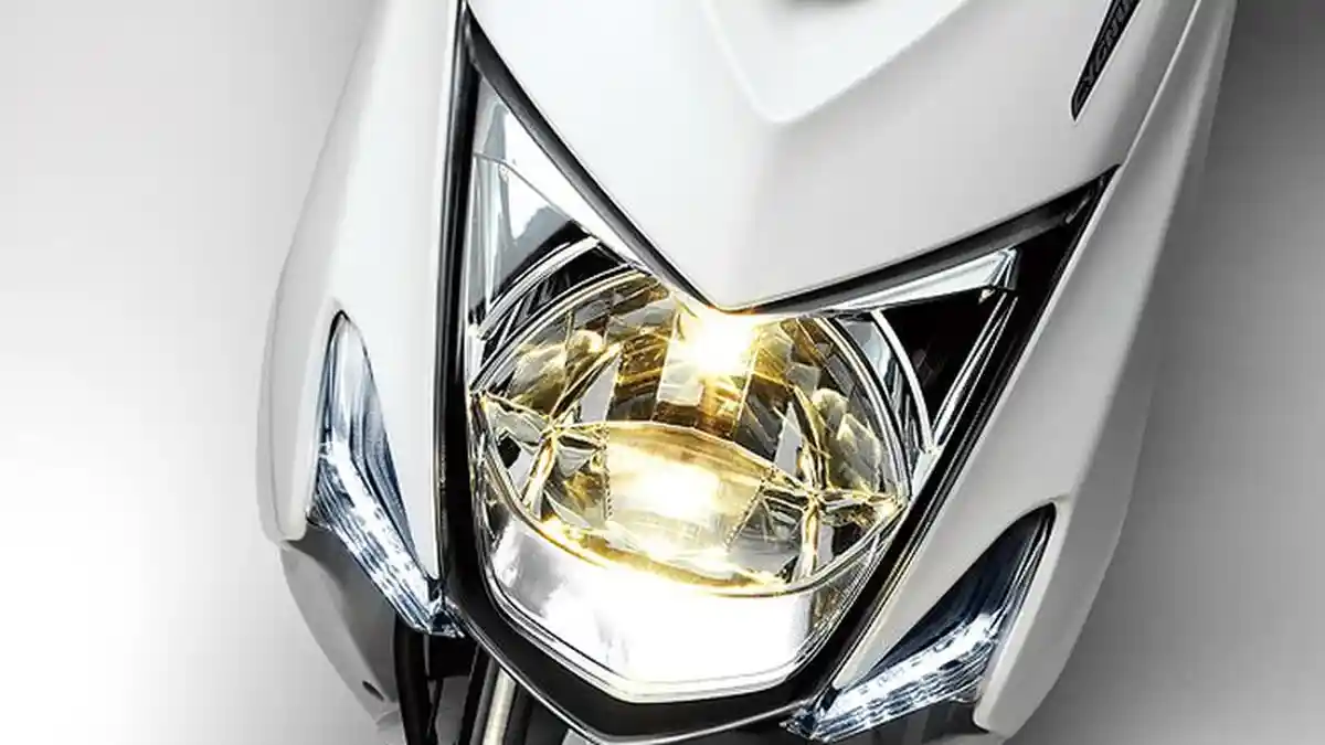 Lampu Motor Cahaya Kuning Punya Kelemahan dan Keunggulan, Ini Penjelasannya