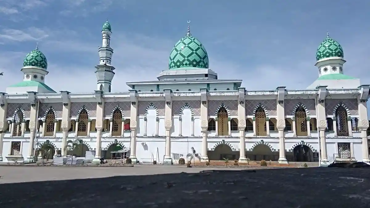 Besok, Masjid Agung Al Ma'arif Bone Kembali Laksanakan Salat Jumat