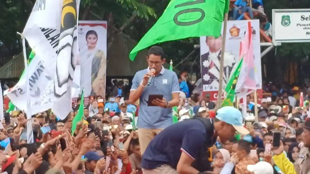 Kampanye di Sidrap, Sandiaga Uno Bahas Kartu Mukjizat