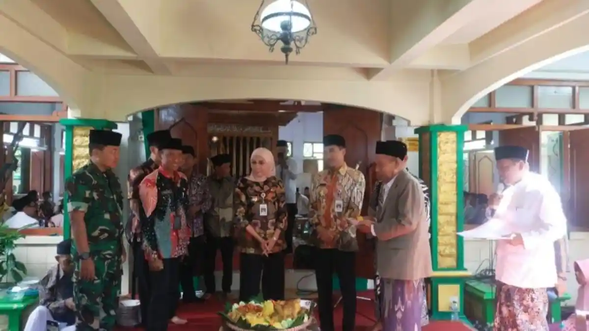 Haul Wali Gembyang, Bupati Kendal Ajak Warga Teladani Petuah Ulama 