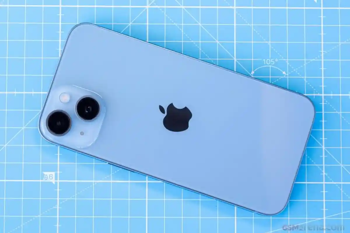 iPhone SE 2022 vs iPhone 14: Duel Pilihan Hemat Melawan Fitur Canggih