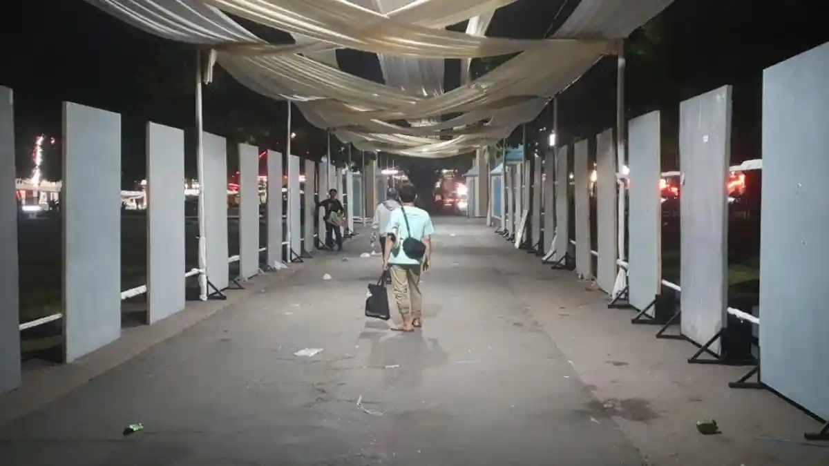 Merasa Tak Dihargai dan Tertutup Lapak, Pelukis KOPI Bongkar Karya Sebelum Jombang Fest Berakhir