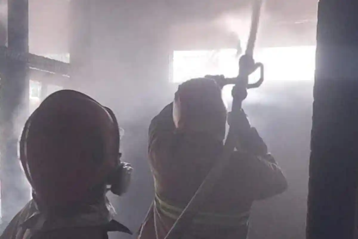 Muncul Api dari Stop Kontak, Rumah Warga Blitar Terbakar, Kerugian Capai Puluhan Juta Rupiah