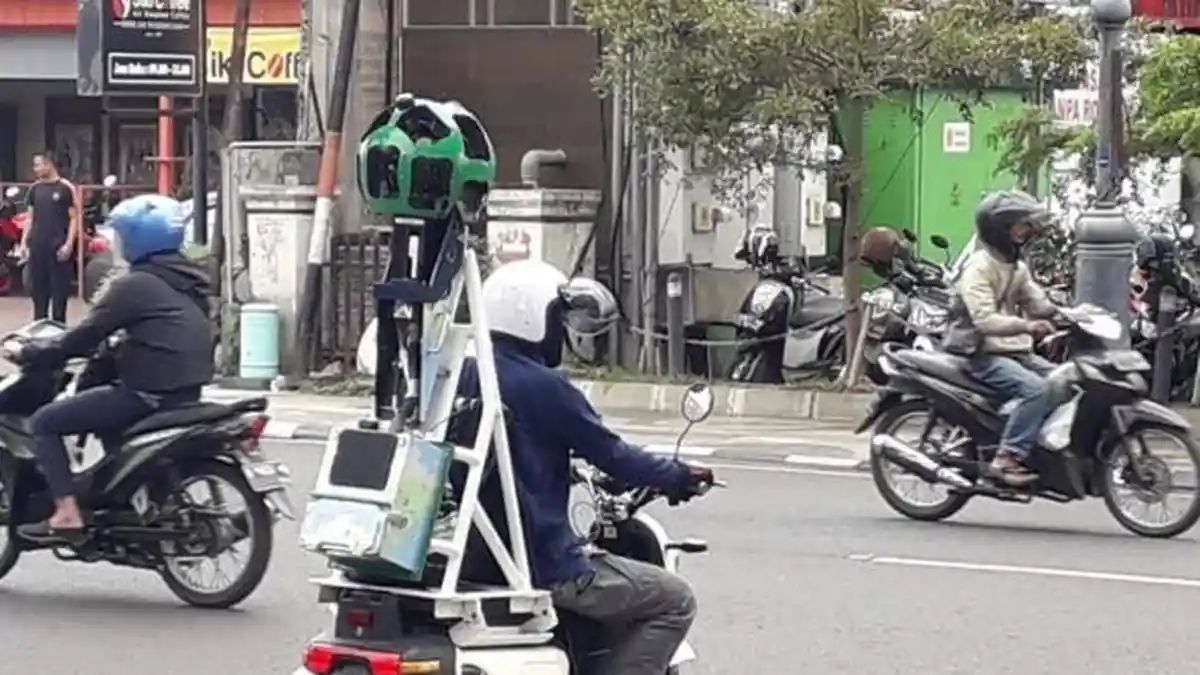 Rekam Jalanan Kota Bandung, Google Andalkan Motor Listrik