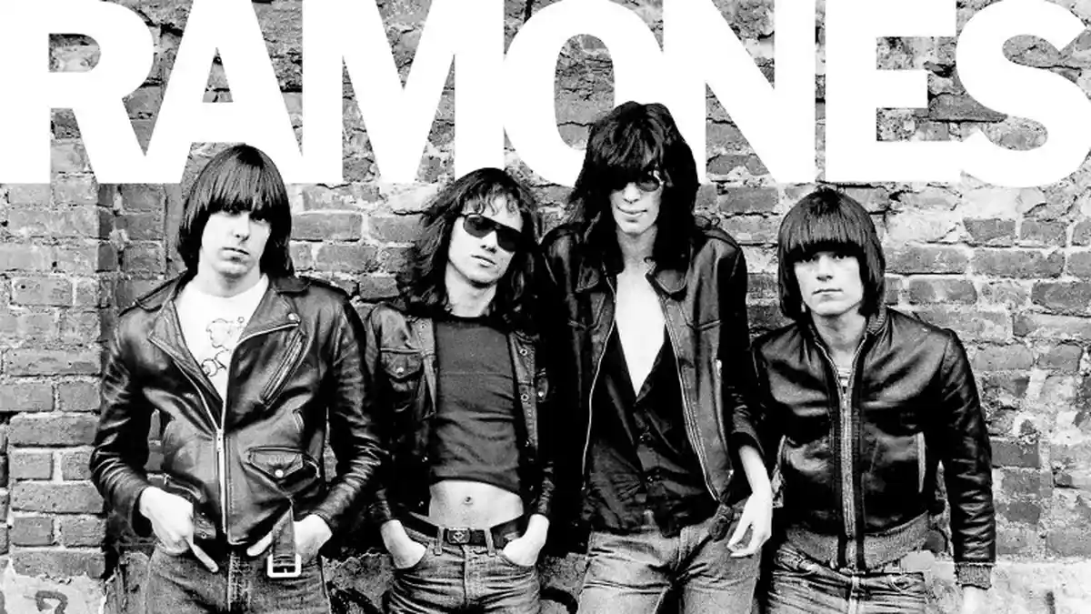 Chord Kunci Gitar She's The One Ramones