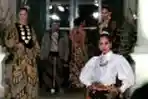 Fashion Show Tribute To Iwan Tirta