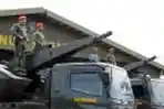 persenjataan-berat-tni-au-jalani-prosesi-adat-sebelum-digunakan_20151111_221804.jpg