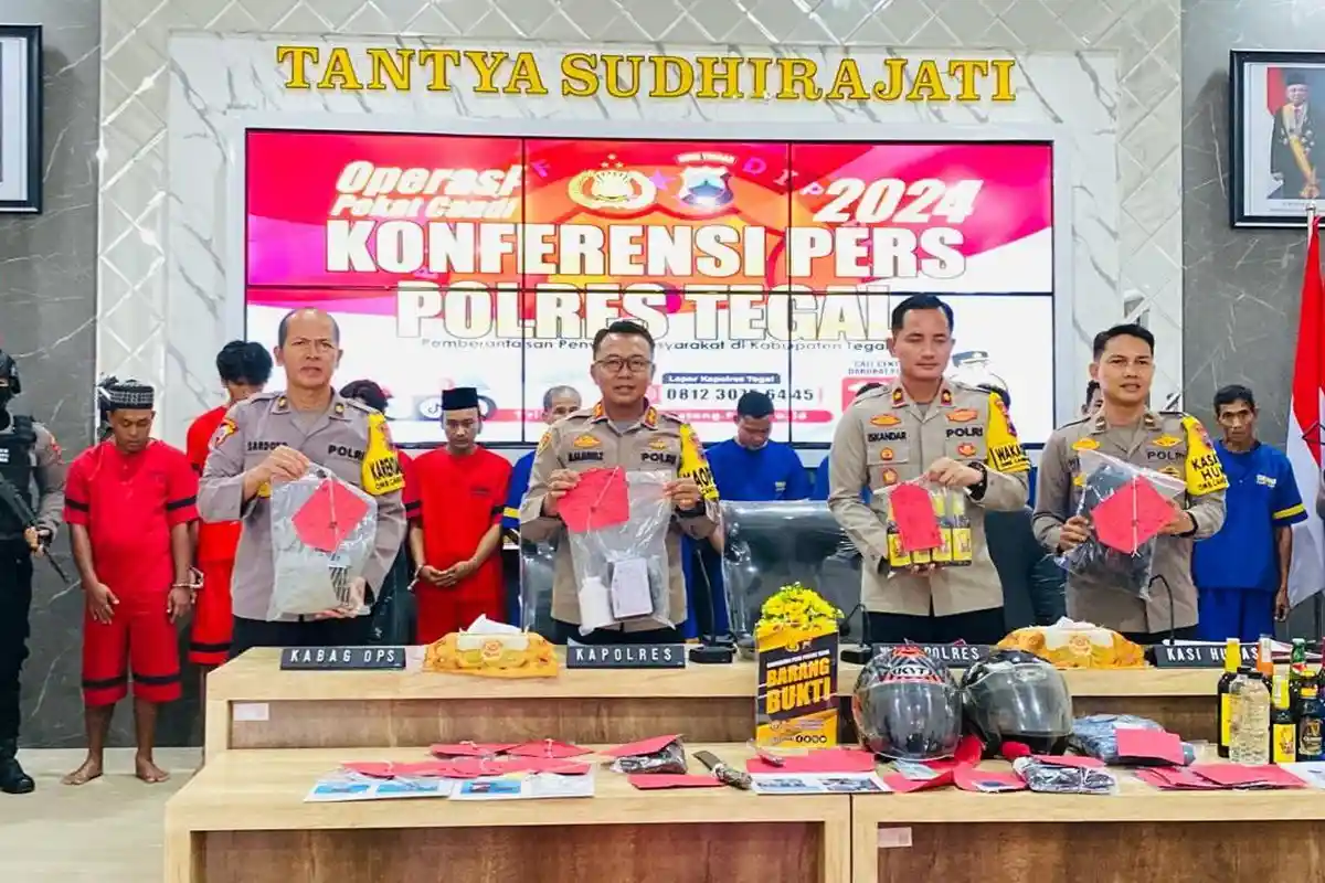 Operasi Pekat Candi 2024 Polres Tegal Ungkap Puluhan Kasus Peredaran Miras hingga Perzinaan