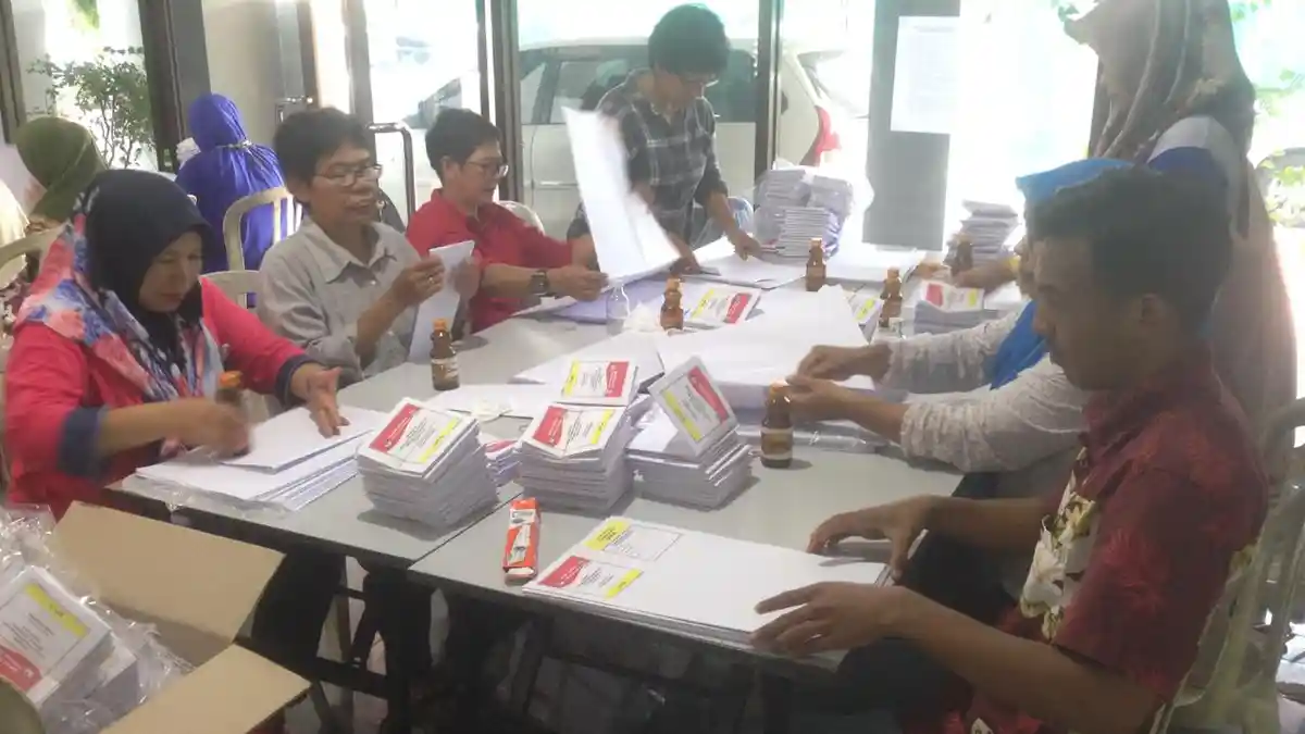 VIDEO - KPU Balikpapan Mulai Lakukan Pelipatan Surat Suara Pemilu 2019