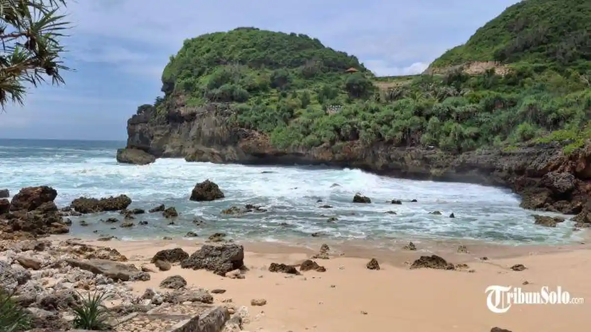 Mitos di Pantai Sembukan Wonogiri : Konon jadi Gerbang Menuju Kerajaan Laut Selatan