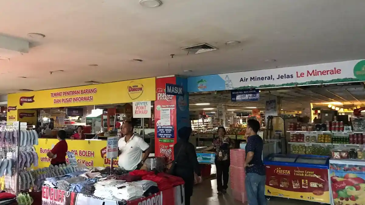 Heboh Listrik Padam di Diamond PTC Mall, Apa Yang Terjadi? Susah Pilih Barang Tapi Tak Bisa Bayar