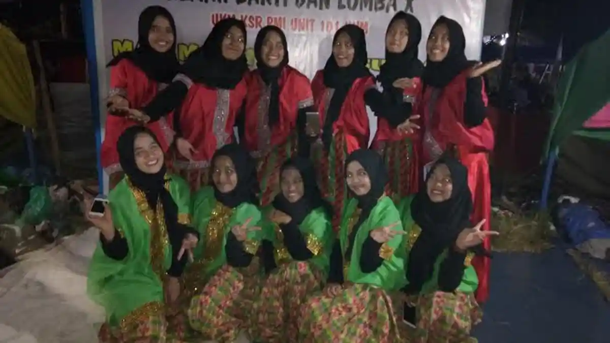 Paduan Suara IMMIM Putri Pangkep Hibur Peserta Lomba PMR UNM