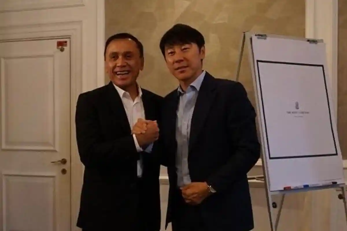 Presentasi Program Kerja di Hadapan PSSI, Shin Tae-Yong Akui Tertantang Latih Timnas & Janjikan Ini