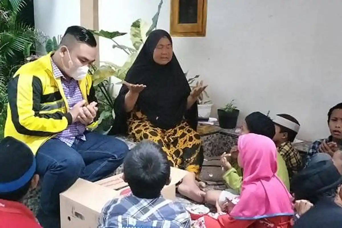 Kader Muda Golkar Lampung Tengah Salurkan Bantuan Untuk Anak Yatim