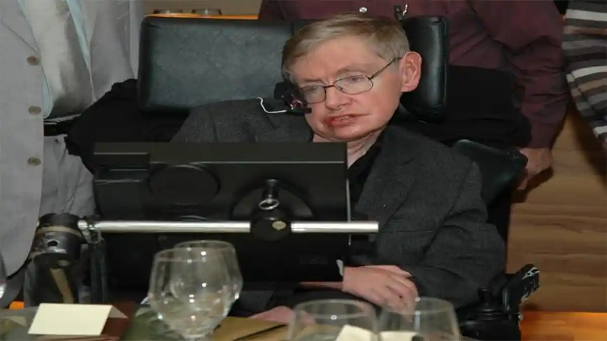Terdapat Persamaan antara Stephen Hawking dengan Pengemudi Ojol