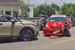 Adu Banteng Honda Jazz vs HR-V di Bojonegoro saat Hari Pertama Lebaran, 5 Orang Luka-luka