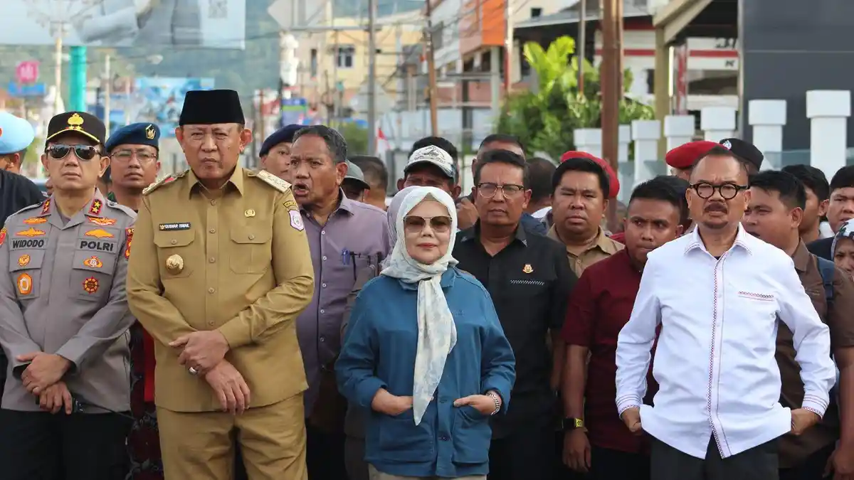 Gubernur Gorontalo Janji Kawal Tuntutan Mahasiswa ke Kemendagri