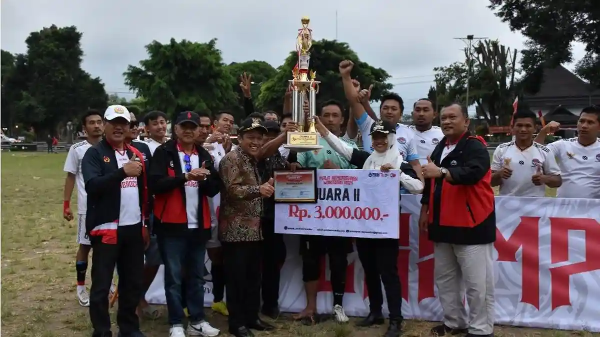 Bupati Wonosobo Apresiasi Piala Kemerdekaan 2024 Sukses Digelar, Kesebelasan Leksono Jadi Juara