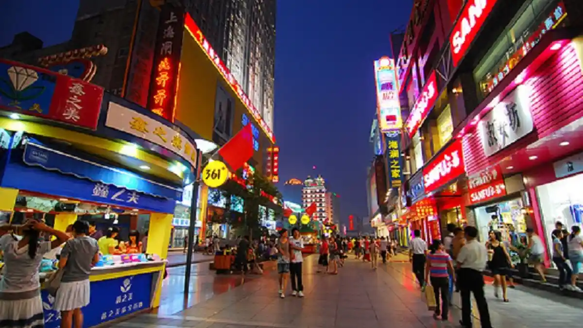China Lockdown Kota Zhengzhou Pasca Rusuh di Pabrik iPhone