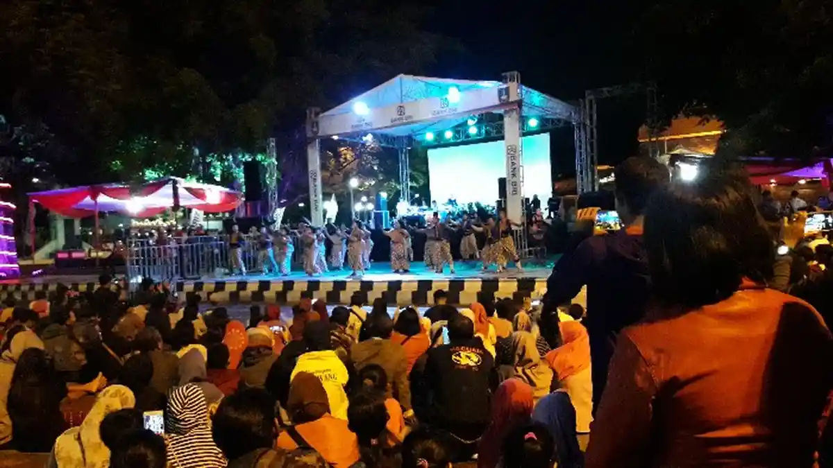 Tiada Kembang Api pada Malam Tahun Baru di Kota Solo, Warga: Penggantinya Harus Berkualitas