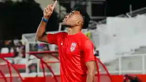 Winger-Malut-United-dan-juga-Timnas-Indonesia-Yakob-Sayuri.jpg