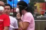 Melanie Subono Ikut Demo Kasus Pembakaran Hutan