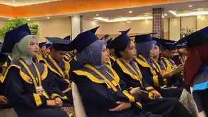 Prosesi-Wisuda-ke-66-Unibos-dan-ke-9-Poltekbos-tahun-ajaran-20232024.jpg