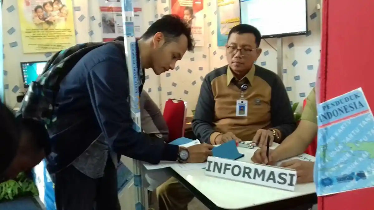 Layanan Cetak e-KTP Pagi Ini di Korpri Expo Pasar Minggu, Sepi Peminat