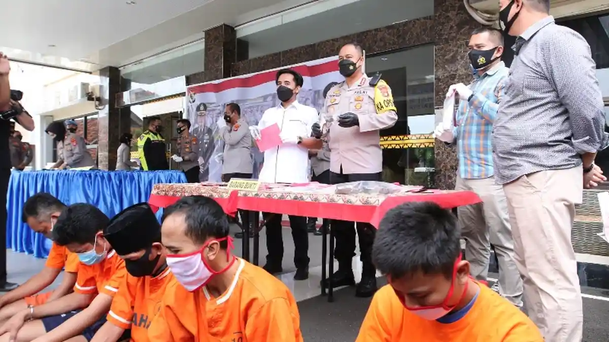 Polresta Bandar Lampung Hadirkan Bos Curanmor DPO Pembunuhan Kapolsek Blambangan Umpu