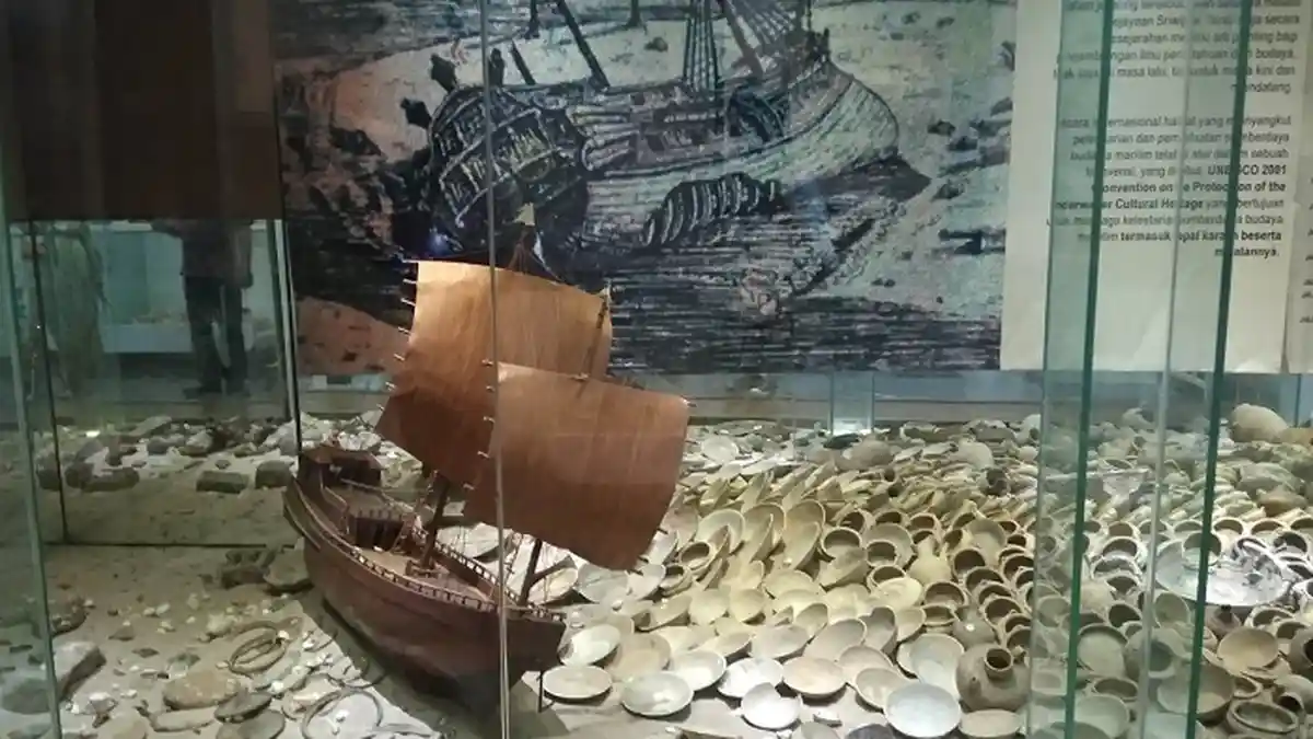 Menikmati 500 Karya Seni Rupa di Museum Seni Rupa dan Keramik