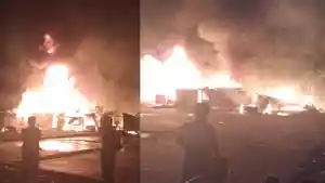 Insiden-kebakaran-gudang-terjadi-di-kawasan-Kota-Lama-Kendari.jpg