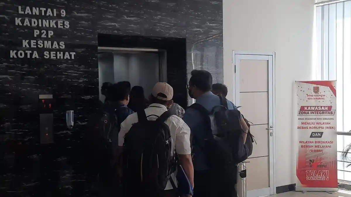 Penggeledahan KPK di Pemkot Semarang Berlanjut, Hari Ini 'Obok-obok' Kantor Dinas Kesehatan