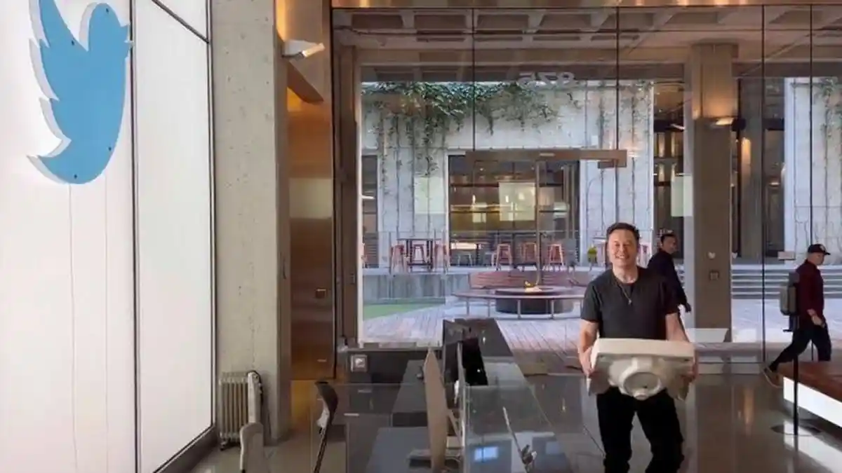 Resmi Beli Twitter, Elon Musk Langsung Pecat 4 Petinggi Twitter