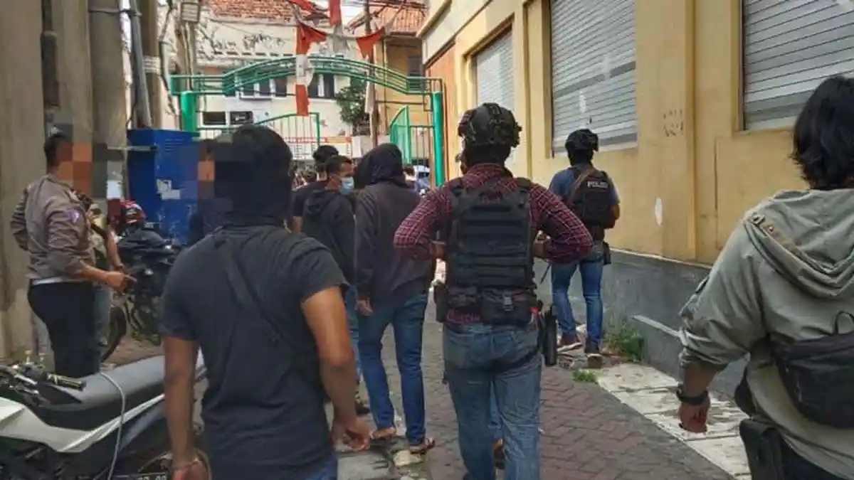 Sosok Terduga Teroris di Surabaya yang Ditangkap Densus 88, Ternyata Penjual Teh dan Obat Herbal