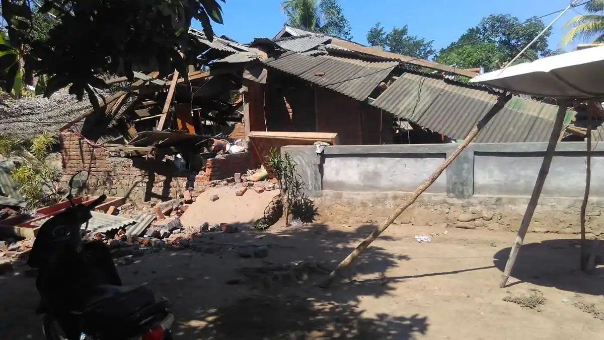 Dua Orang Tewas Saat Gempa Lombok, Minggu Kemarin