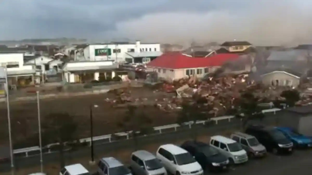 Beredar Video Belasan Mobil Terseret Banjir Bandang, Netizen Sebut di Cicurug Sukabumi, Ini Faktanya