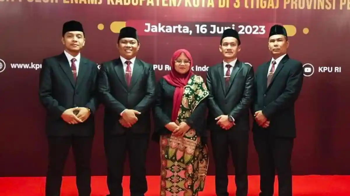 Dicky Andrika Terpilih Jadi Ketua KPU Tanah Datar Periode 2023-2028: Komposisi yang Pas