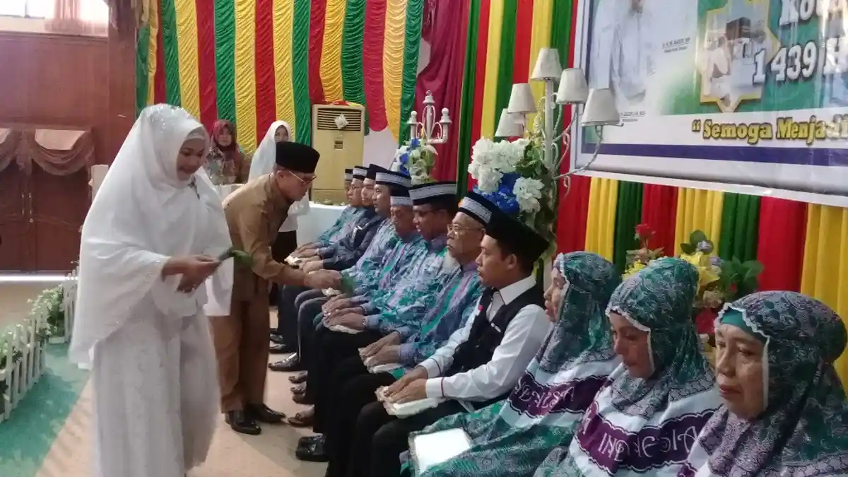 Walikota Dumai Tepung Tawari Calon Jemaah Haji 