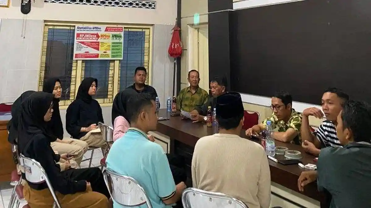Mahasiswa KKN Tim II Undip 2022/2023 Membuat Masterplan atas Tanah Kas Desa yang Belum di Relokasi
