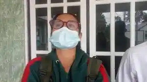 S-salah-satu-korban-yang-sambangi-kantor-pertanahan.jpg