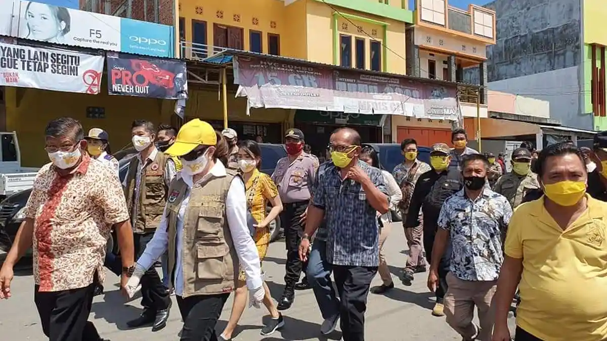 Bupati Tetty Paruntu Aktifkan Kembali Semua Pasar