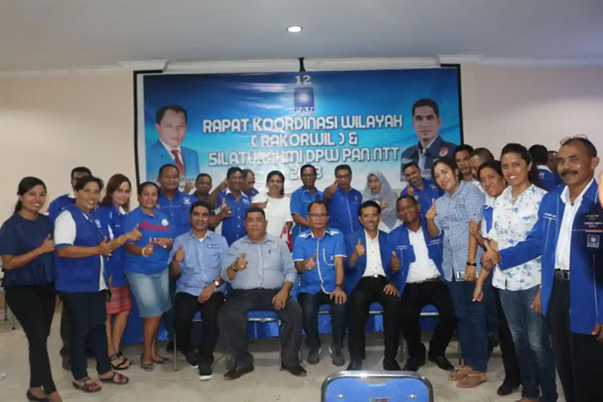 Esthon-Chris Hadiri Rakorwil PAN NTT, Ini Kata Awang Notoprawiro